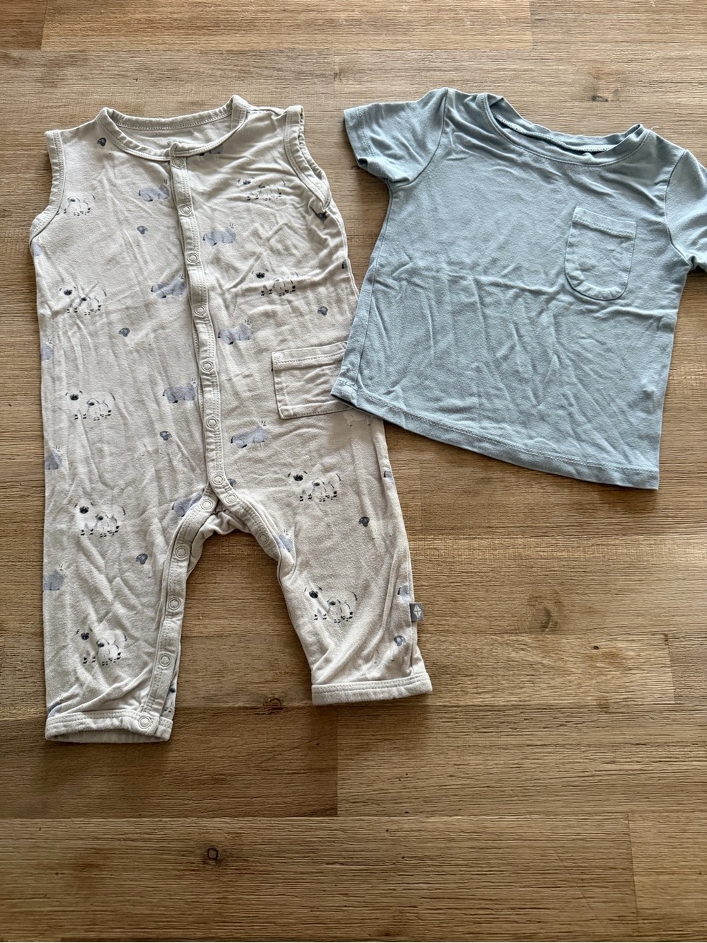 Kyte Baby Sheep Romper and Light Blue Tee Set 12-18 mos.
